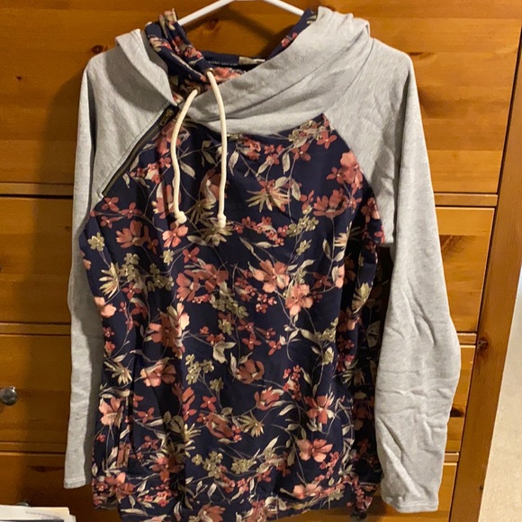 Women’s hoodie